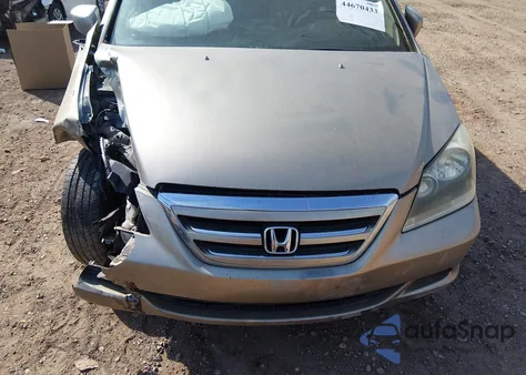 2005 Honda Odyssey Ex-L from USA, damaged, VIN 5FNRL38745B063208